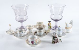 A GROUP OF PORCELAIN AND GLASS