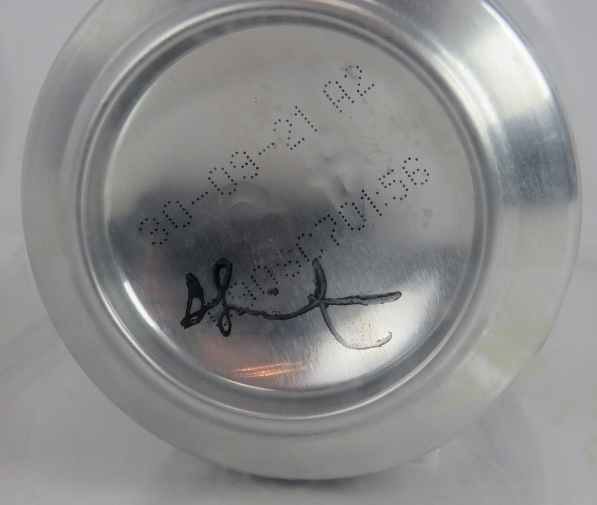 Damien Hirst (British, b.1965) - a hand-signed Diet Coke can, displayed in a Perspex case, 20cm - Image 3 of 3