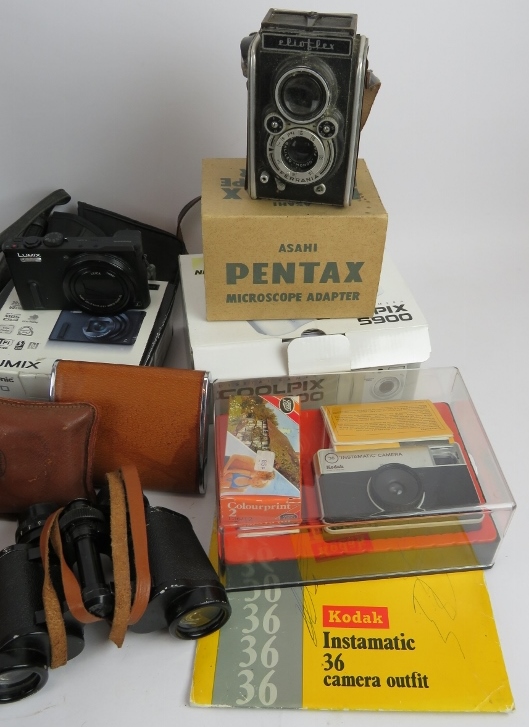 A mixed lot of photographic and other equipment including a Pentax Spotmatic SP 35mm camera, Lumix - Image 5 of 6