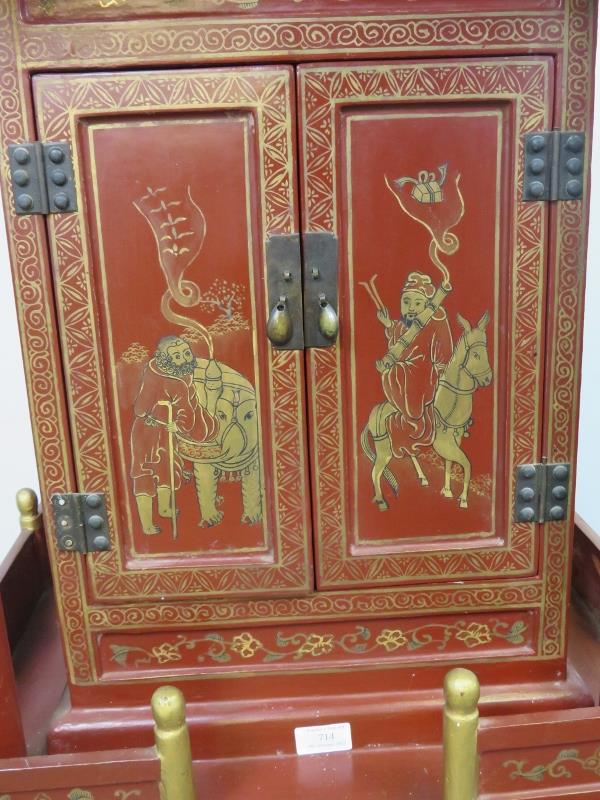 A vintage Chinese temple cabinet, the red lacquer hand painted with traditional scenes and gold - Image 4 of 5