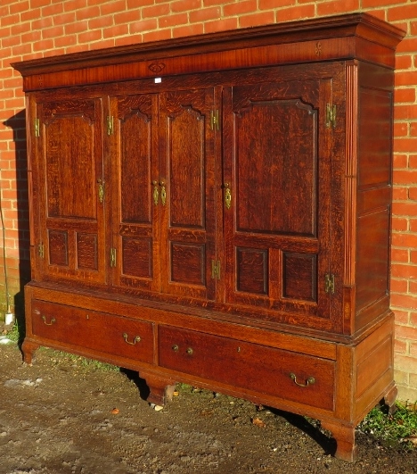 A good 18th century Welsh oak livery cupboard, the inlaid cornice featuring a central butterfly, - Image 2 of 8