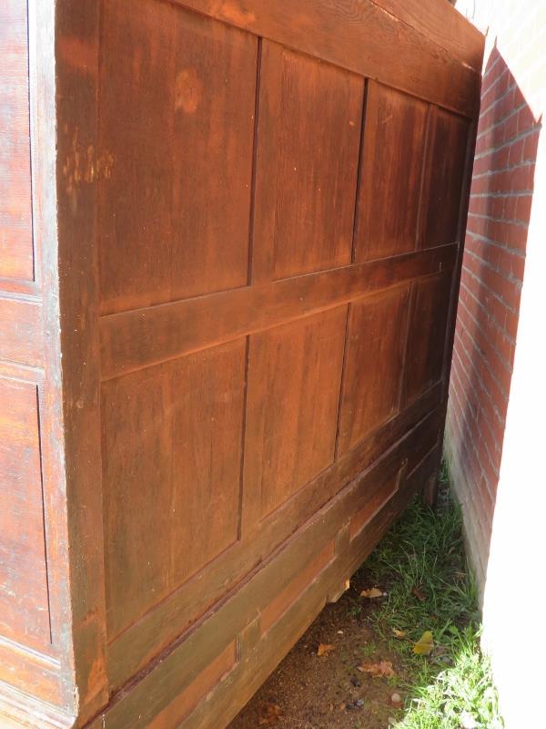 A good 18th century Welsh oak livery cupboard, the inlaid cornice featuring a central butterfly, - Image 8 of 8