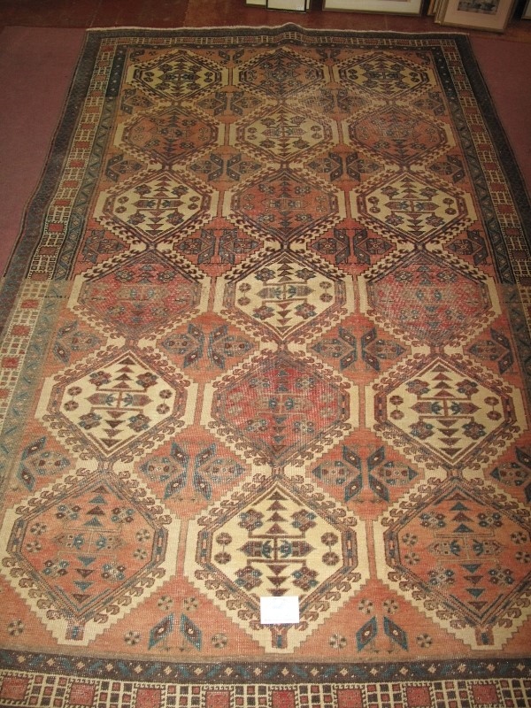Central Persian Bakhtiar carpet, a hand woven unique carpet. Colours vary. See images. 323cm x - Image 2 of 4