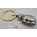 A silver rattle in the shape of a koala bear. Birmingham 1987. 17 grams. Condition report: Good