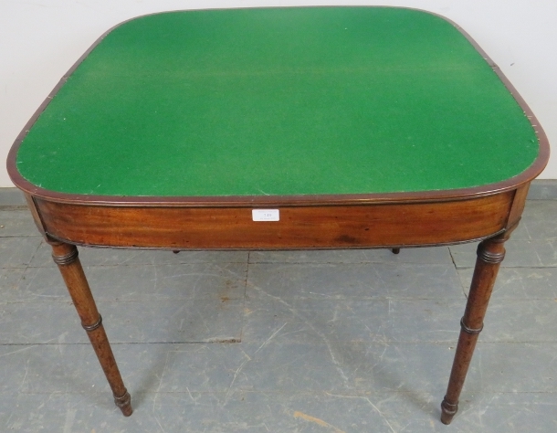 A George III mahogany turnover card table, with reeded edge, on tapering turned supports. H71cm - Image 4 of 5