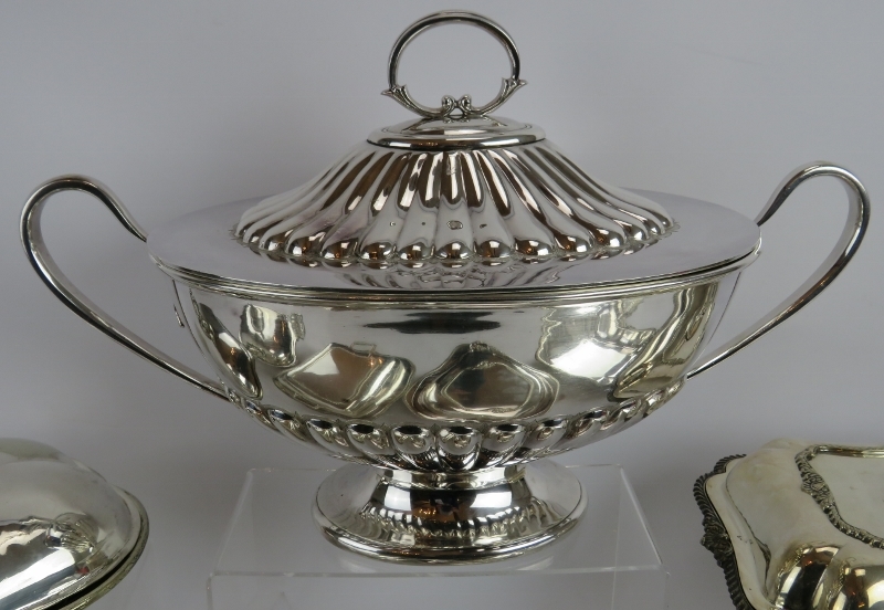 A large Georgian style silver plated tureen, a pair of scallop shaped serving dishes and four - Image 2 of 5