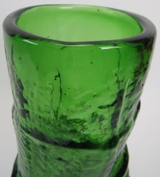 A Whitefriars green glass 'hooped' vase designed by Geoffrey Baxter. Pattern number 9680. 11.4 in ( - Image 4 of 4