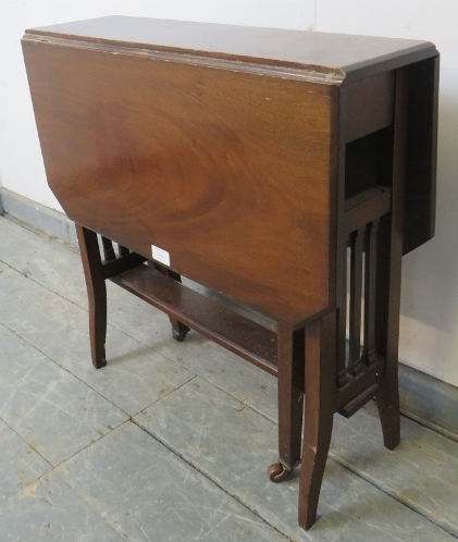 An Edwardian mahogany Sutherland table, on tapering square supports. H61cm W61cm D18-73cm ( - Image 2 of 4