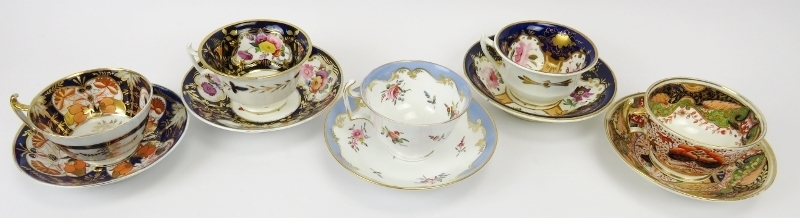 Five English porcelain teacups and saucers, early/mid 19th century. Spode examples included. Each