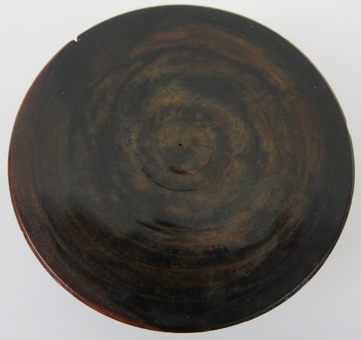 An English lignum vitae turned wood spice container box and cover, 18th/19th century. Of cylindrical - Image 6 of 6