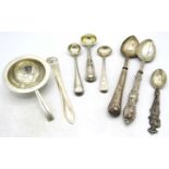 Two Georgian silver salt spoons, London 1809 & London 1811, and a Victorian salt spoon, London 1861,