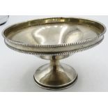 A Victorian silver pedestal bon bon dish with bead edge decoration, London 1932. Approx 2 1/2"/