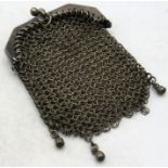 A small two compartment mesh purse, marked 800. Approx 3"/8cm x 2"/5cm, approx weight 25 grams.