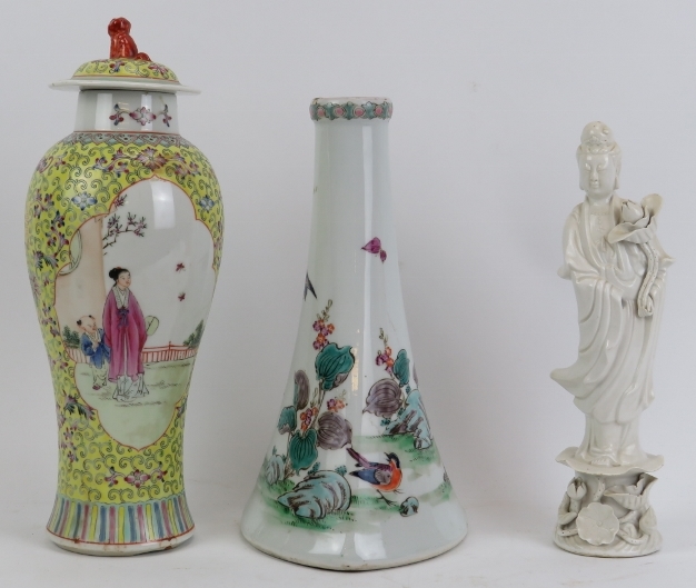 A group of three Chinese porcelain items, 20th century. Comprising a famille rose enamel painted