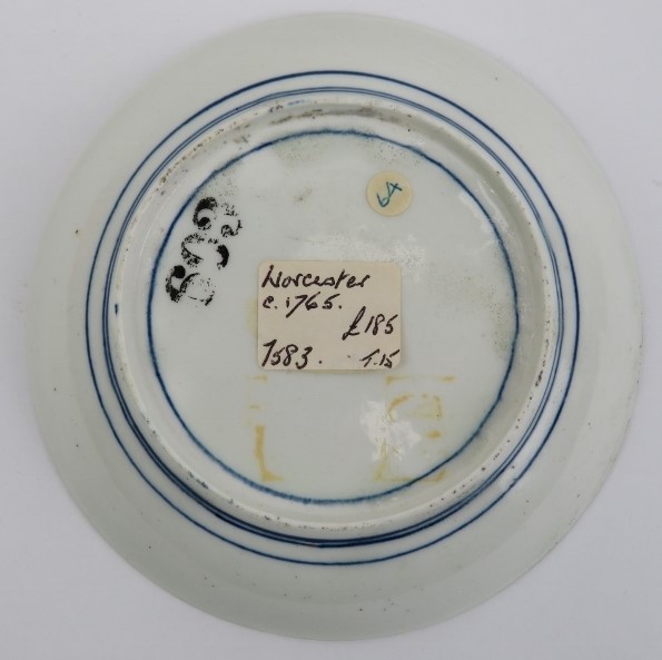 An early Worcester kakiemon porcelain cup and saucer, George III period, circa 1765. Dr John Wall - Image 4 of 6