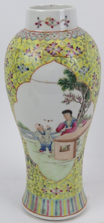 A group of three Chinese porcelain items, 20th century. Comprising a famille rose enamel painted - Image 2 of 10
