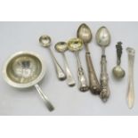 Two Georgian silver salt spoons, London 1809 & London 1811, and a Victorian salt spoon, London 1861,