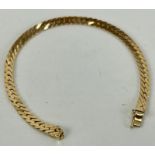 A 10ct yellow gold link bracelet. Approx weight 8.2 grams. Condition report: Good condition.