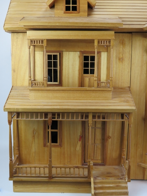 A large English Imporient Limited ‘Timberlina’ dolls house, 20th century. Of modern construction, - Image 2 of 6