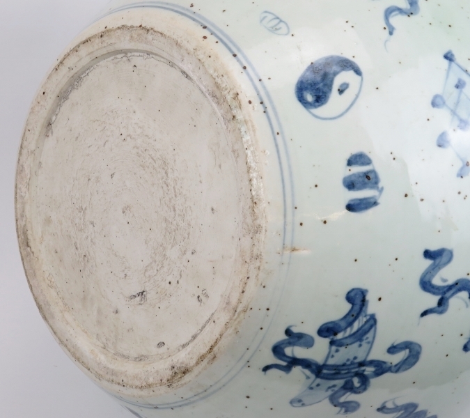 A pair of very large Chinese blue and white porcelain double gourd vase. Decorated throughout with - Image 5 of 7