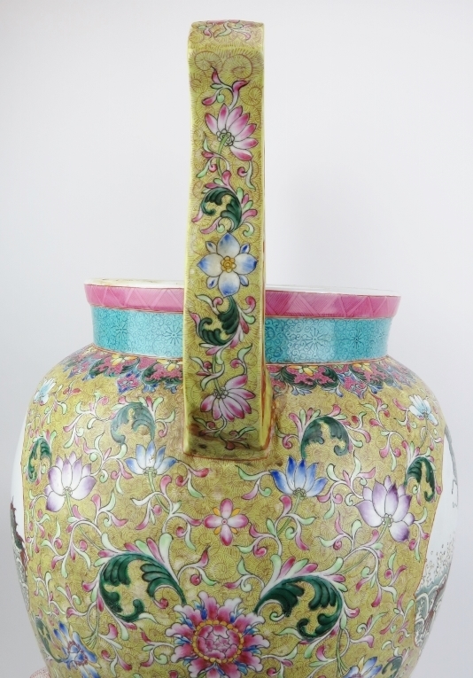 A very large Chinese Famille rose porcelain tripod censor and cover. Of ding form, the pierced domed - Image 7 of 14