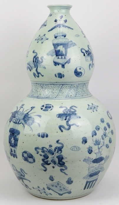 A pair of very large Chinese blue and white porcelain double gourd vase. Decorated throughout with - Image 2 of 7
