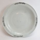 A large Chinese blanc de chine charger, 20th century. 15.8 in (40.2 cm) diameter. Condition