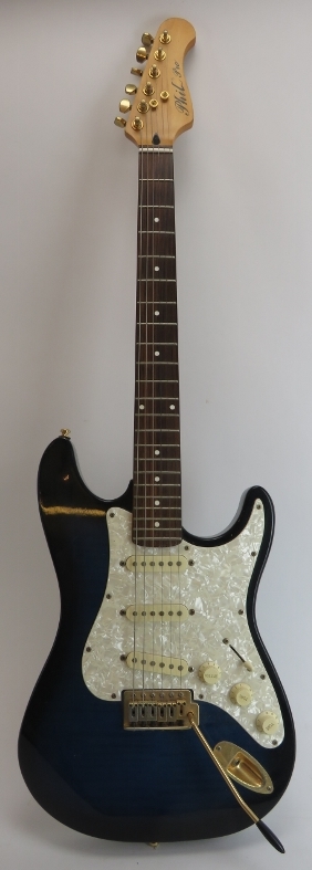 A Phil ‘Pro’ electric guitar, 20th century. Serial Number: 0150101. 39.4 in (100 cm) length.