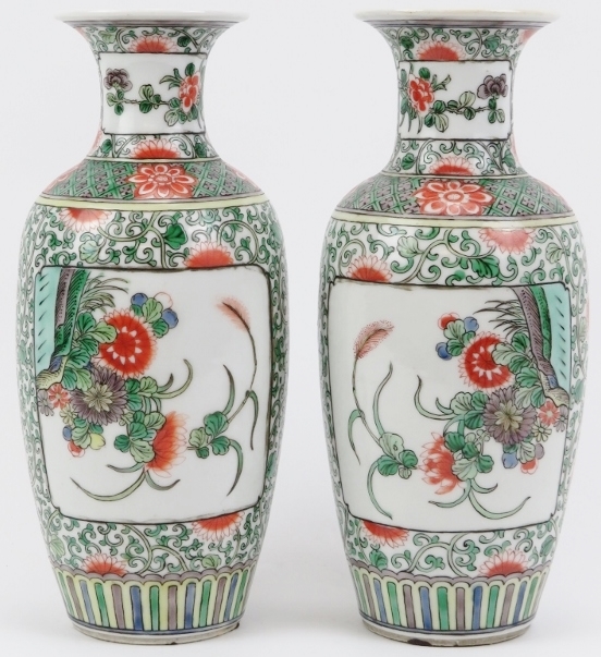 A pair of Chinese Famille verte porcelain vases, late Qing dynasty. Decorated with panels - Image 2 of 5