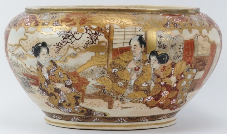 A Japanese Satsuma jardinière, Meiji period (1868 - 1912). Of ovoid form and decorated with