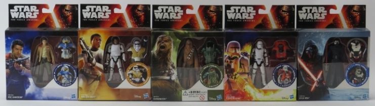 Star Wars: A group of Hasbro Disney The Force Awakens Armour Up action figures. 3.75 inch models. (5