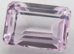 Light tone pink emerald cut loose stone, approx 10.47cts - 15.5 x 11 x 7.15mm, possibly kunzite.