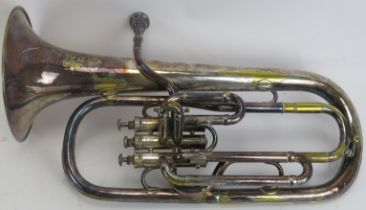 A Hawkes & Son of London Superior Class silver plated horn. 48.6 cm length. Condition report: Some