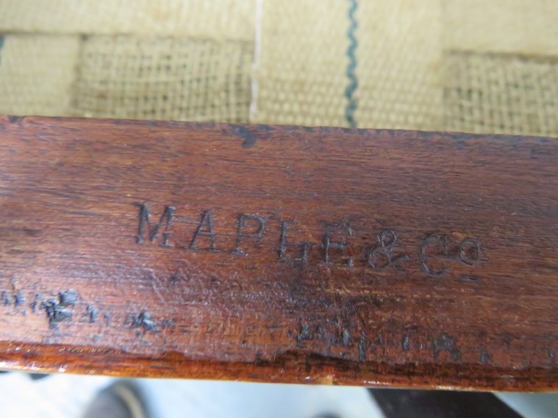 Four Arts & Crafts mahogany dining chairs by Maple & Co, having pierced backrests and seats - Image 4 of 5