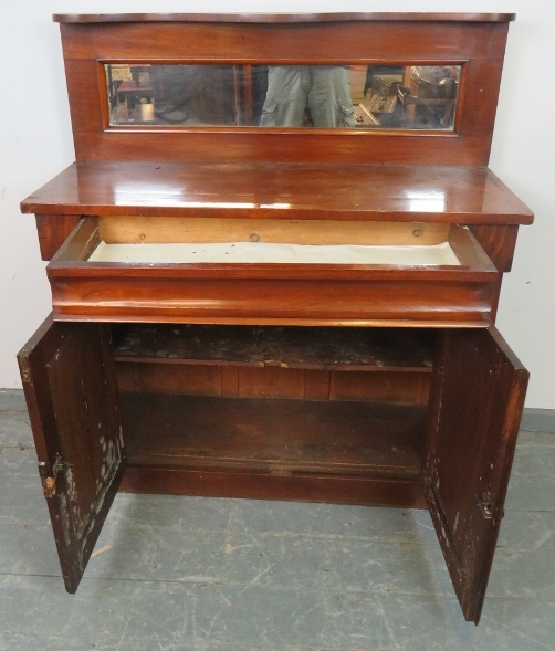 A Victorian mahogany chiffonier, the rear gallery with serpentine shelf above an inset mirror - Image 3 of 3