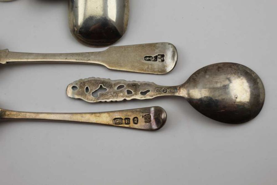 James Pirie, Aberdeen silver spoon with fiddle pattern handle and shovel bowl, (Pirie was active 182 - Image 5 of 5