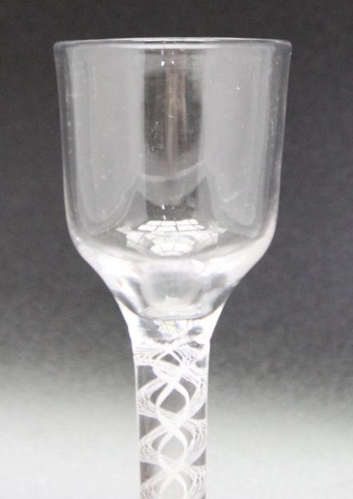 An 18th century opaque twist glass circa 1765 - Image 3 of 3