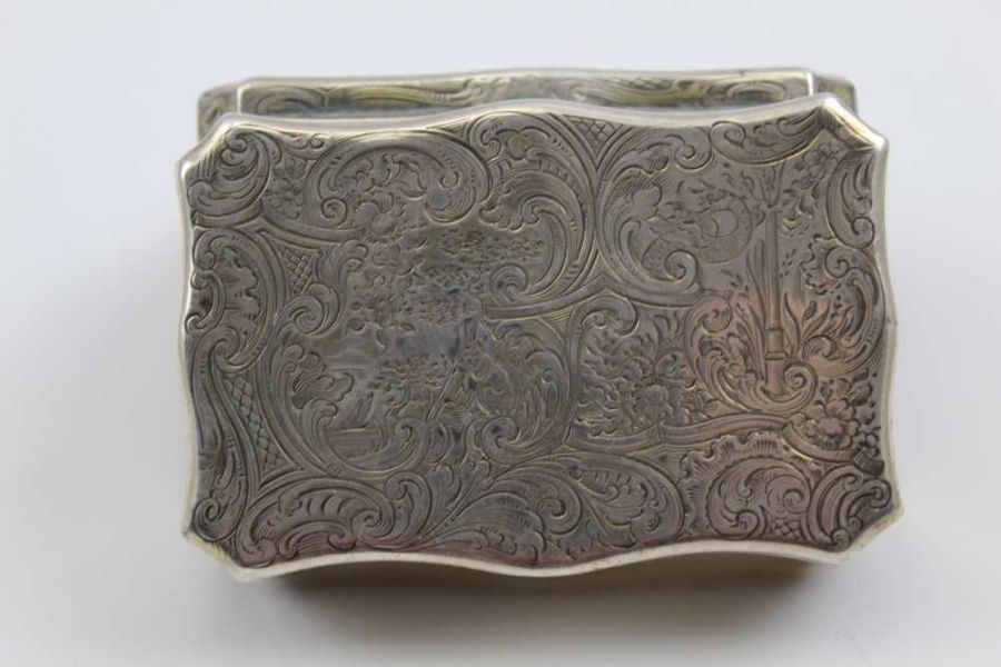 Charles Rawlings and William Summers, an early Victorian silver table snuff box - Image 3 of 5