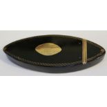 An early 19th century yellow metal inlaid horn oval snuff box.