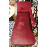 An Edwardian show-wood framed spindle backed chaise longue