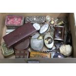 A box containing a good selection of small 'collectables'