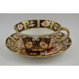 A Royal Crown Derby Imari pattern (2451) ceramic breakfast cup & saucer