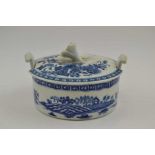 A Worcester Dr Wall period (1755-1790) porcelain butter dish with cover, the lid having floral k