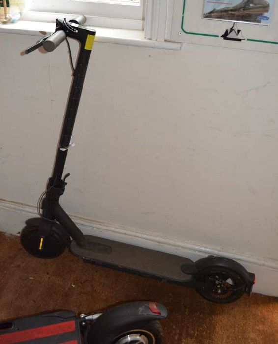 An Ovo electric scooter - sold as seen