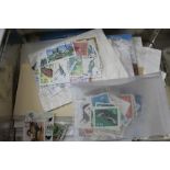 Tin, large number of World bird stamps