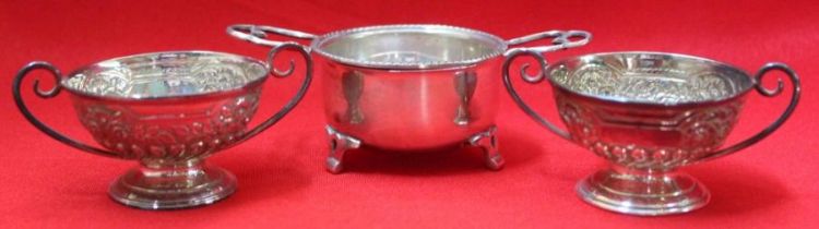 HM silver tea strainer on stand with a pair of pedestal salts ( no liners ) 137gms