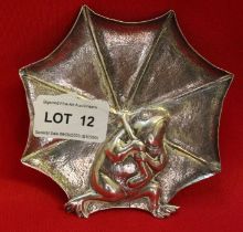 Victorian Silver pin dish with frog design, 57g
