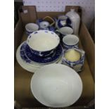 A tray box of blue & white China