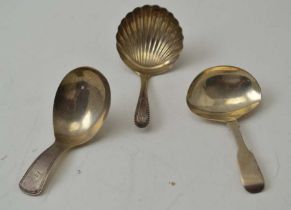 Three Georgian silver caddy spoons, combined weight 31g