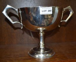 A hall marked silver trophy cup, 534g